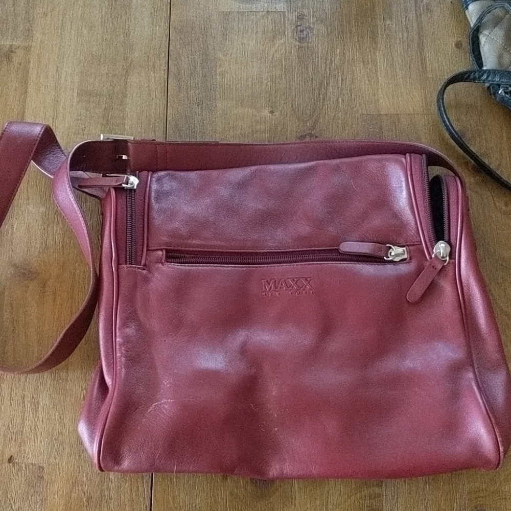 Crossbody bag